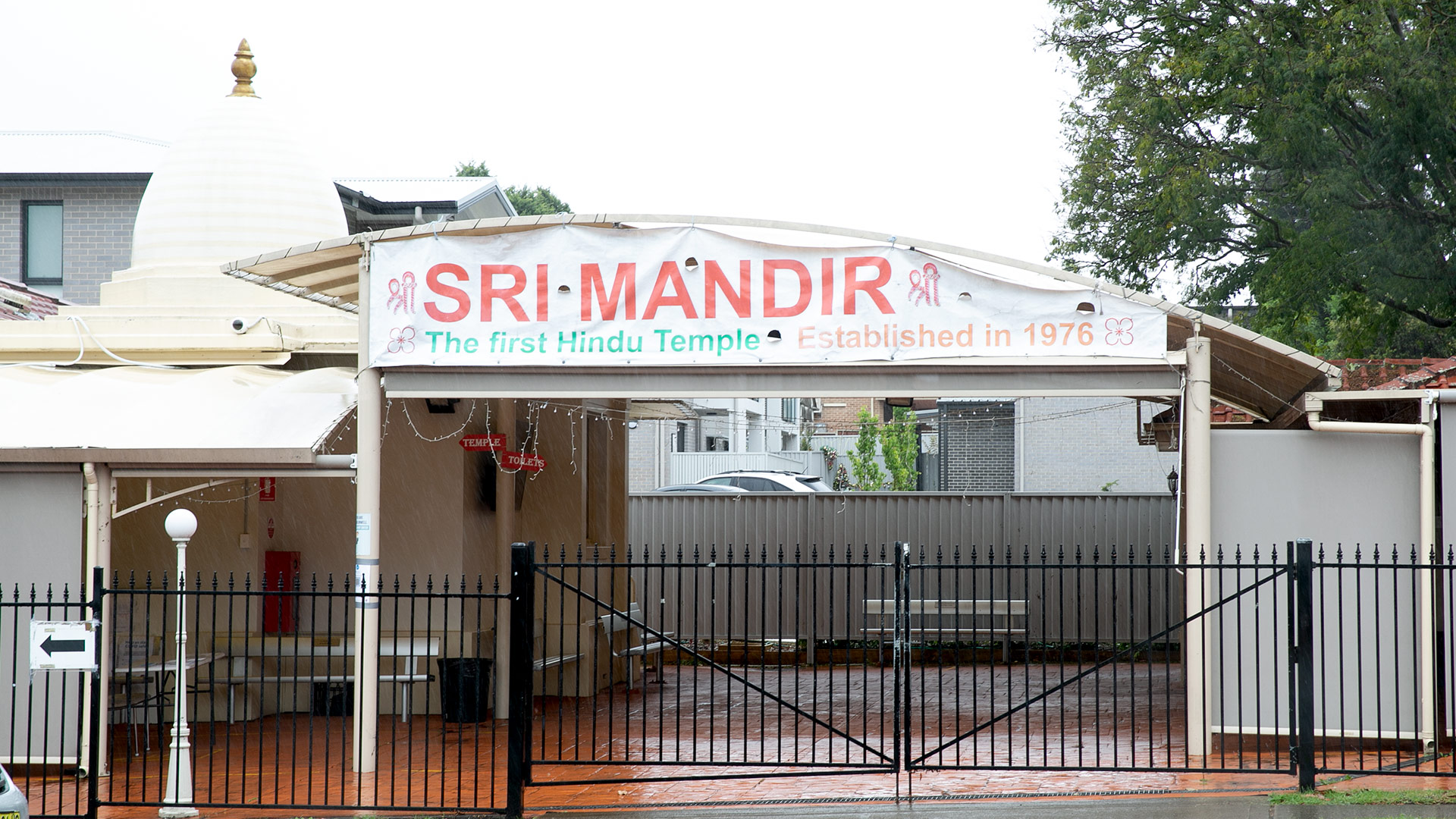 SRI MANDIR | The First Hindu Temple